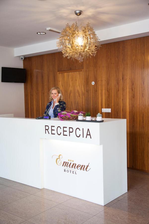 Hotel Eminent Stomfa Kültér fotó