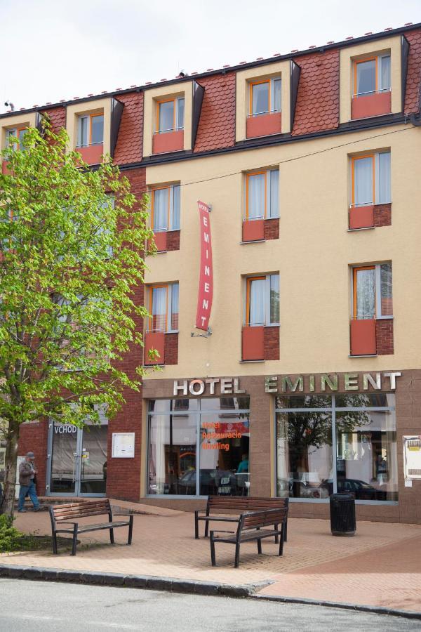 Hotel Eminent Stomfa Kültér fotó